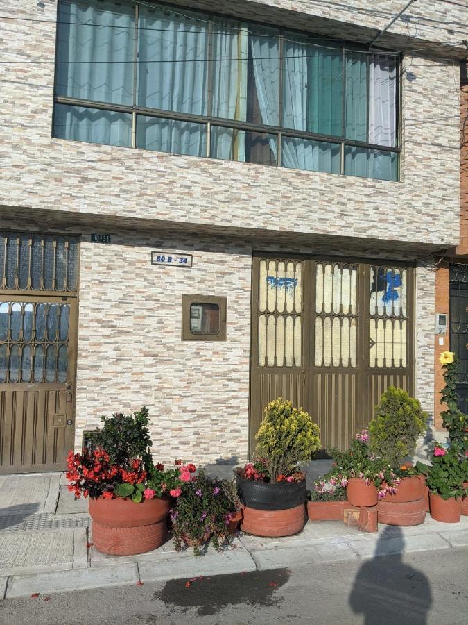 Hostel Casa Alb Bogotá Exterior foto